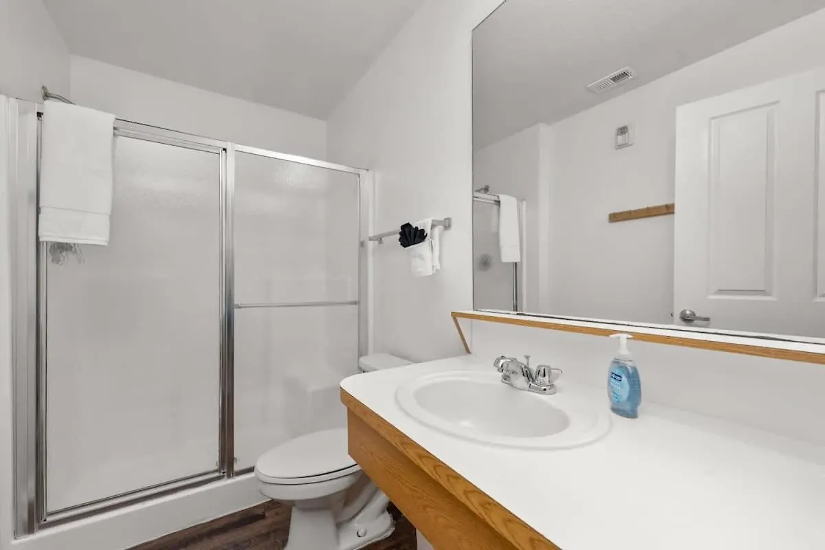Apartament 5 Mi To Busch Gardens + 2 Mi To Usf + Pool + Gym Tampa