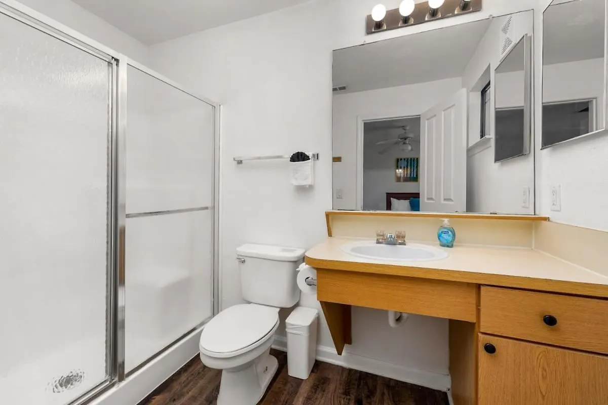 Apartament 5 Mi To Busch Gardens + 2 Mi To Usf + Pool + Gym Tampa