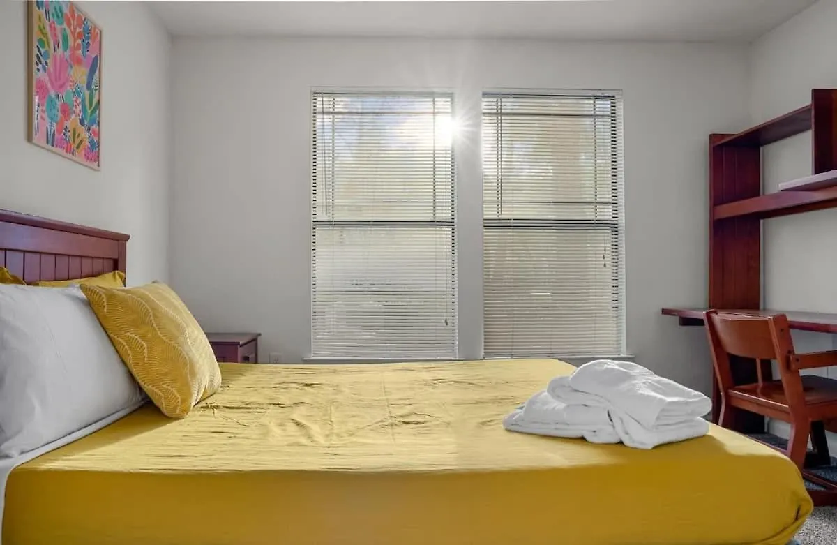 Apartament 5 Mi To Busch Gardens + 2 Mi To Usf + Pool + Gym Tampa
