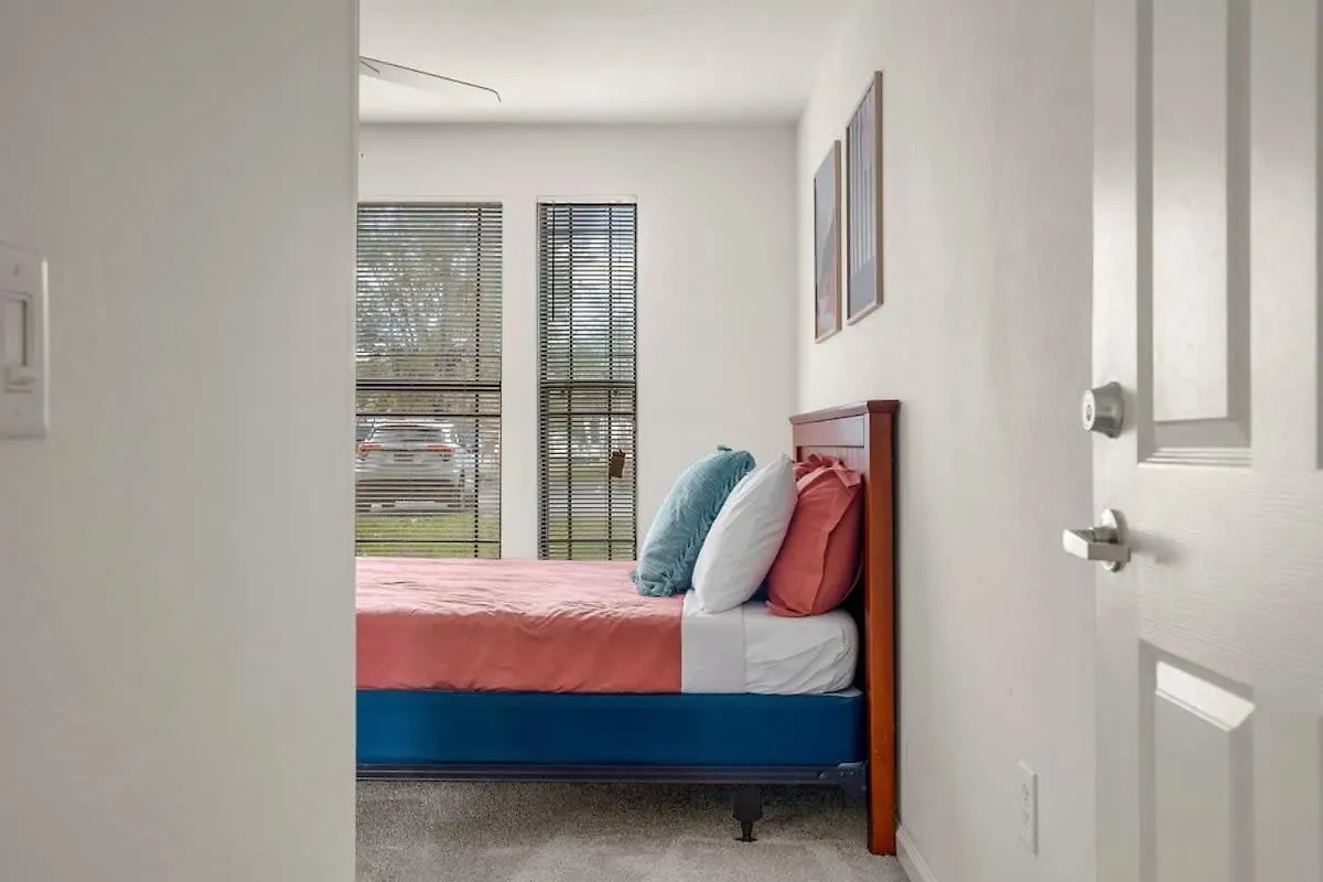 Apartament 5 Mi To Busch Gardens + 2 Mi To Usf + Pool + Gym Tampa 0*,  Stany Zjednoczone Ameryki