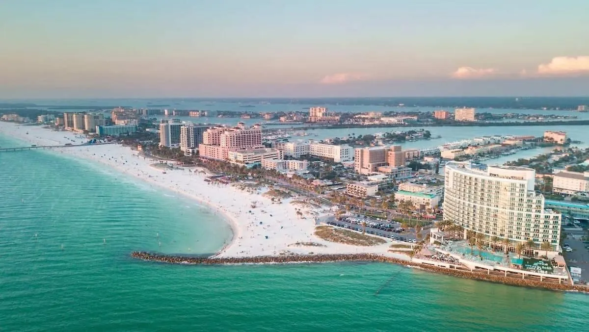 Apartament 5 Mi To Busch Gardens + 2 Mi To Usf + Pool + Gym Tampa 0*,  Stany Zjednoczone Ameryki