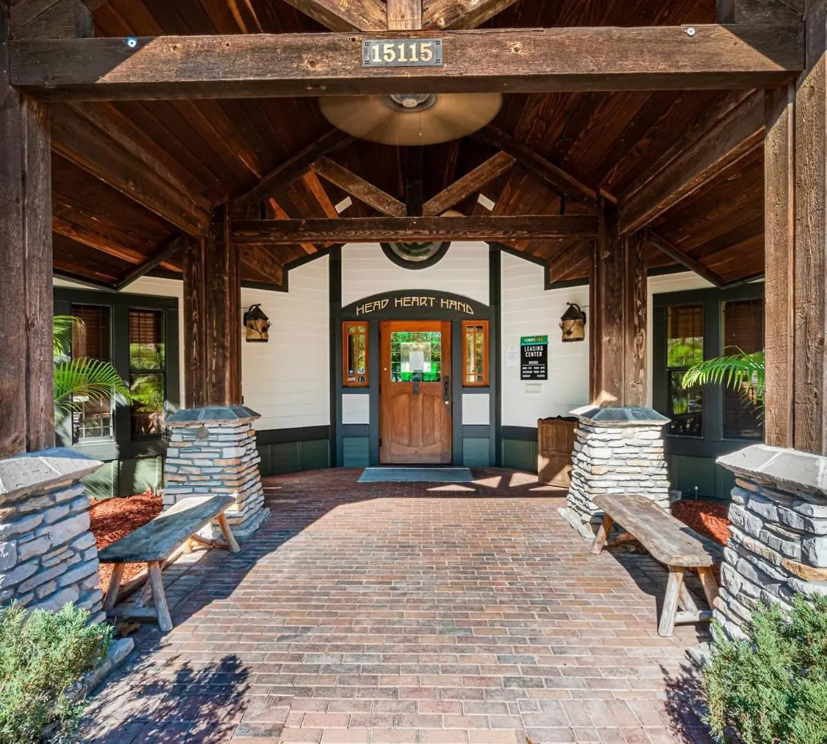 Apartament 5 Mi To Busch Gardens + 2 Mi To Usf + Pool + Gym Tampa